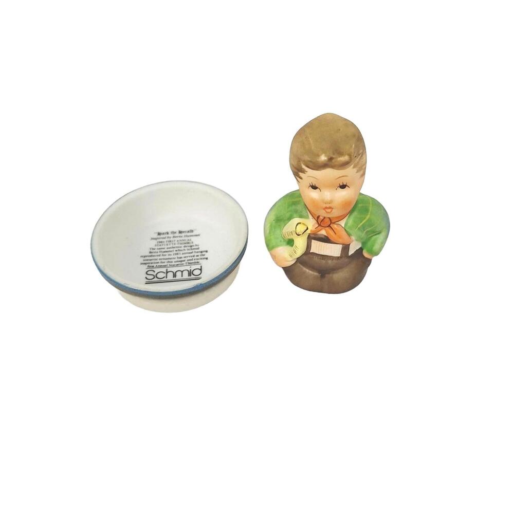 1984 Schmid Inspired By Berta Hummel Statuette Thimble‎ “Hark The Herald”